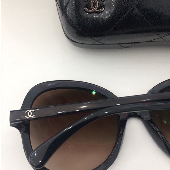 Chanel black&white Sunglasses - Picture 6 of 10